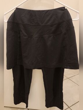 Women’s Black Skirted Leggings - Classic Active Style
